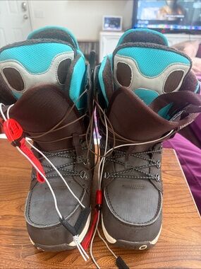 Burton Emerald Brown and Teal Snowboard Boots - Women's